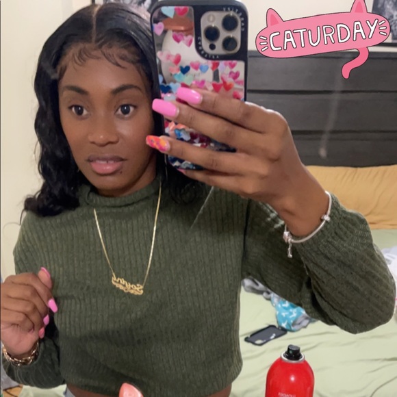 Meet your Posher, Soyini - Picture 1 of 1